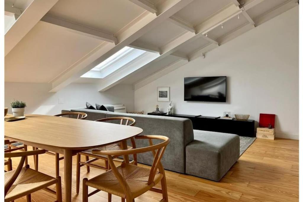 Apartment Liberdade Stylish Attic With Ac And View *