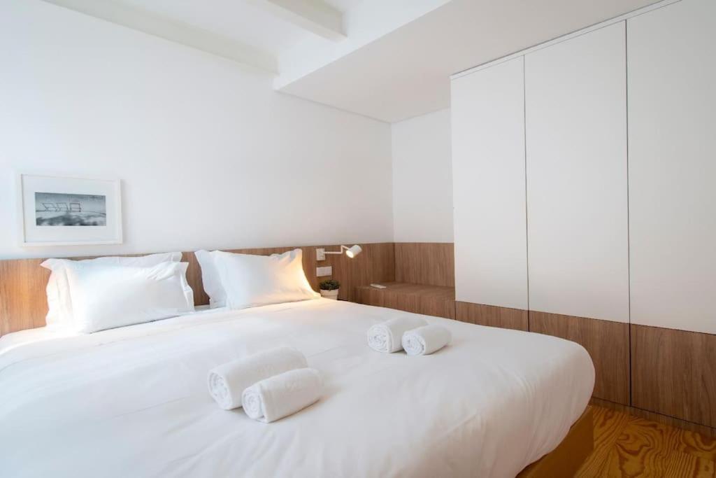 Apartment Liberdade Stylish Attic With Ac And View